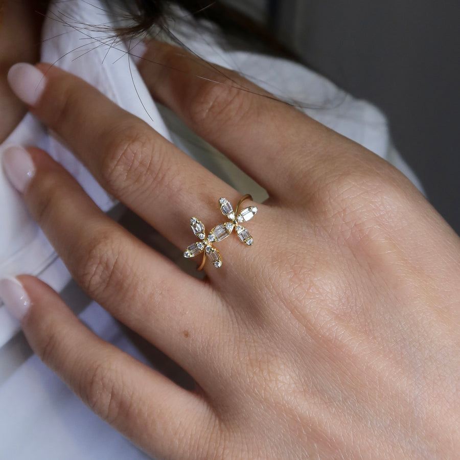 Chloris Diamond Ring