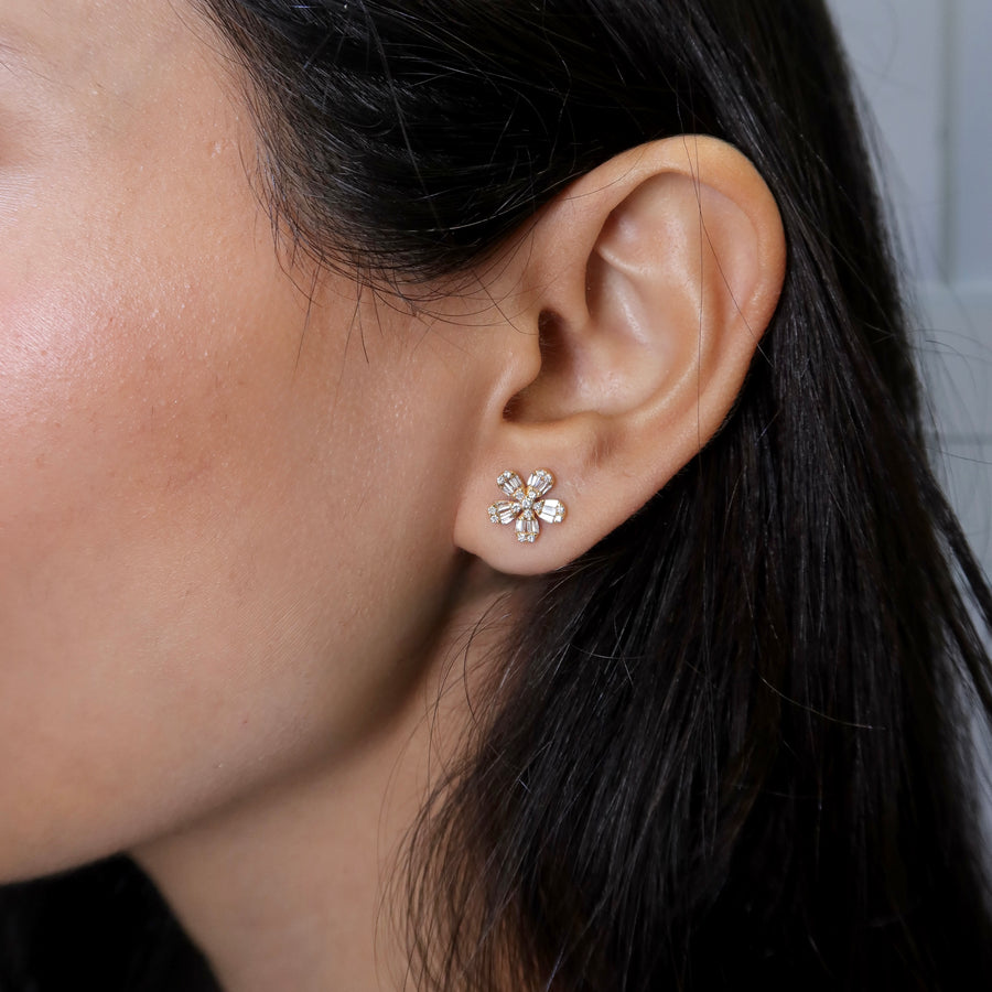 Izzy Fleur Diamond Stud Earrings
