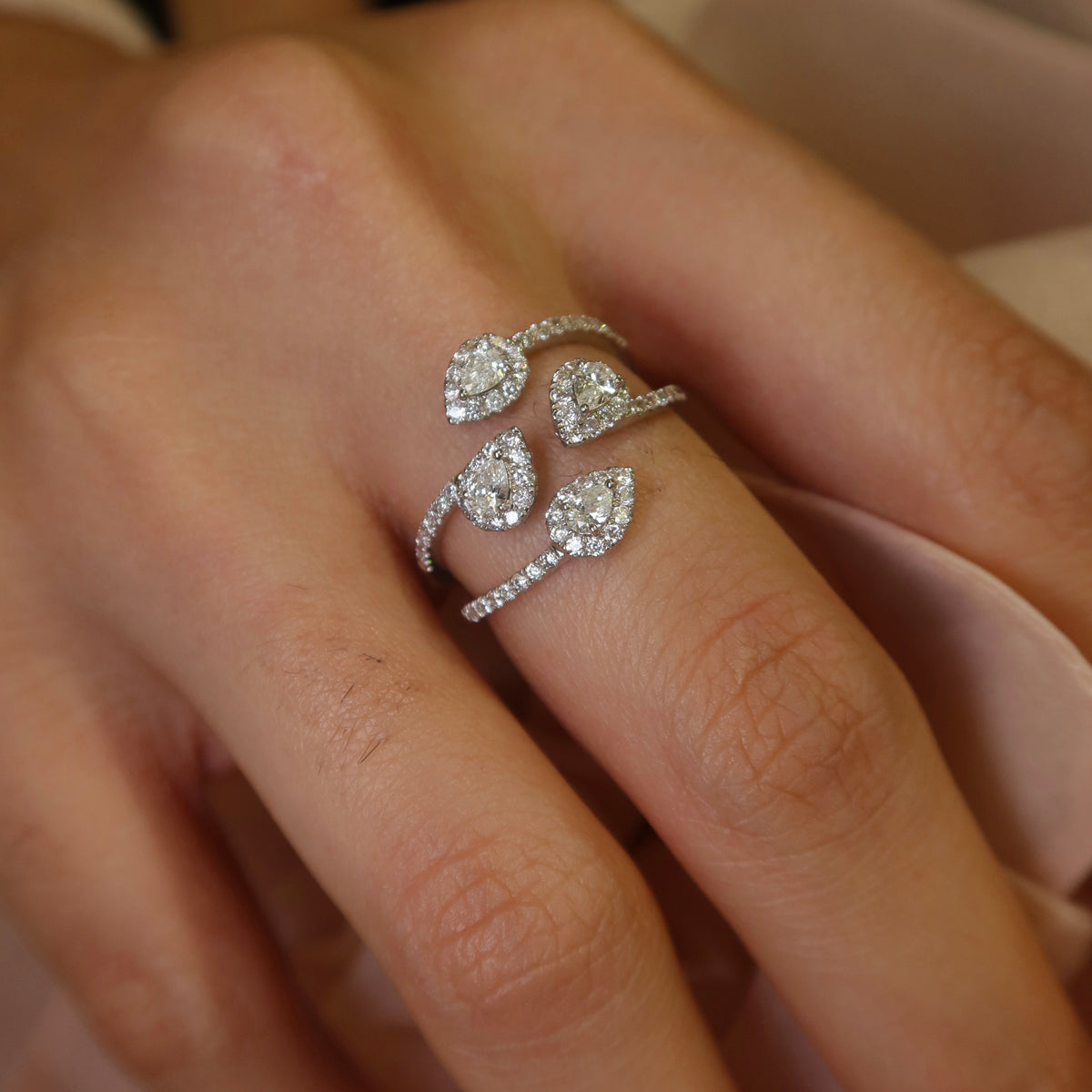 Arietta Diamond Ring - Psylish