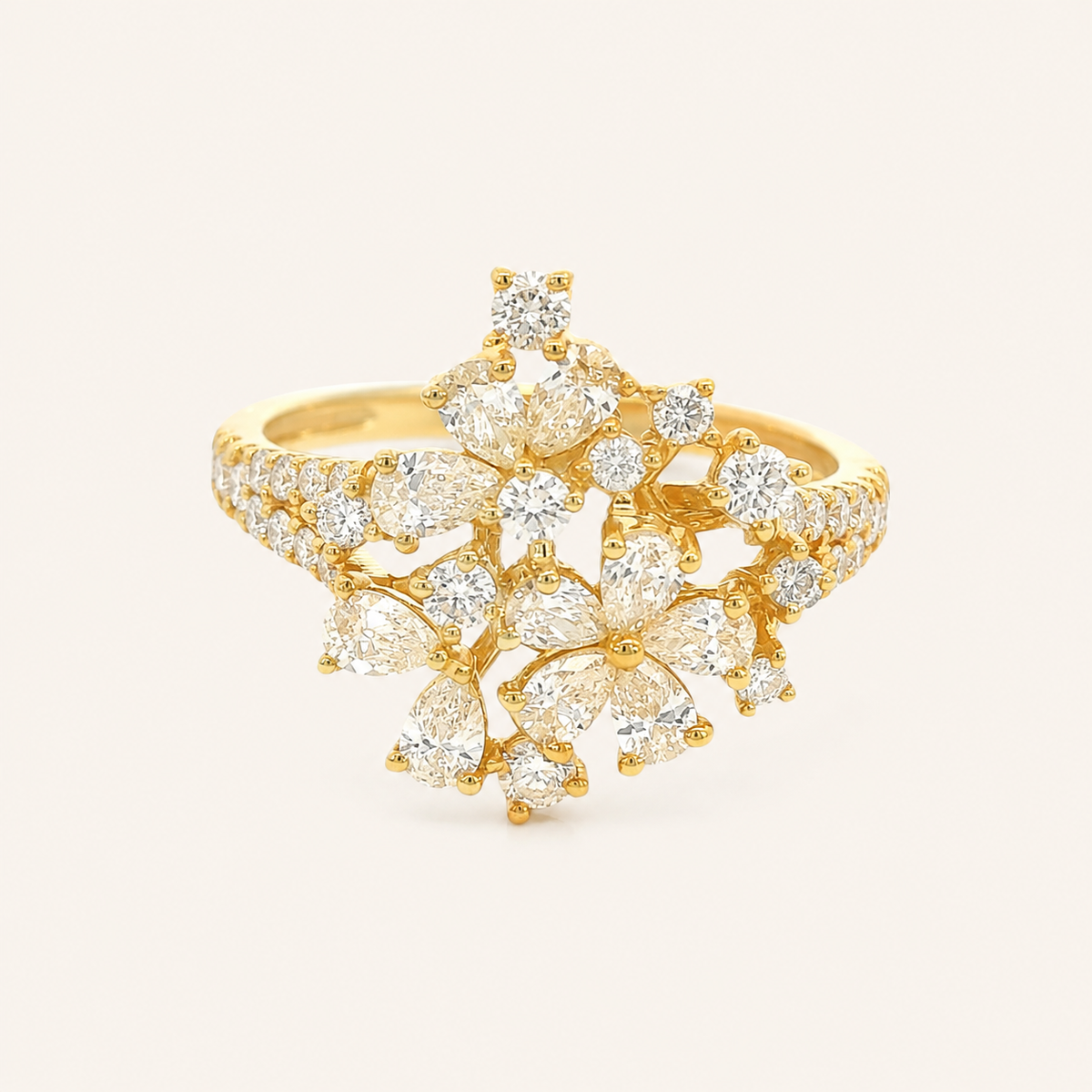 Anne Cluster Diamond Ring - Psylish