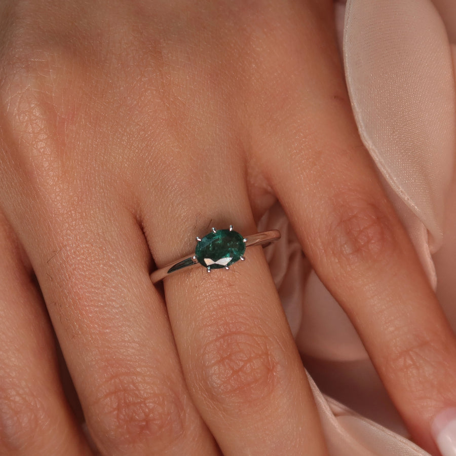 Oval Emerald Ring - Psylish
