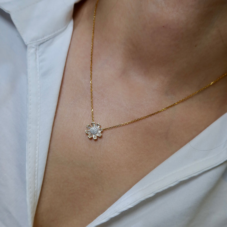 Sunflower Diamond Necklace - Psylish