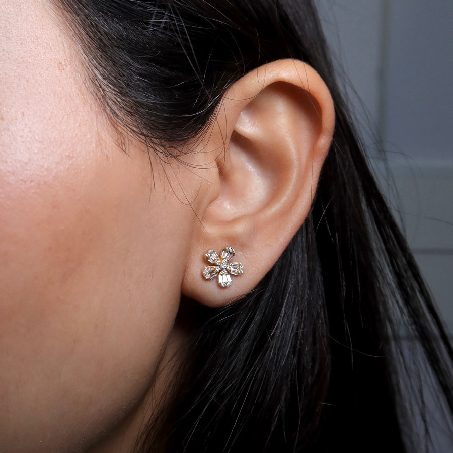 Izzy Fleur Diamond Stud Earrings