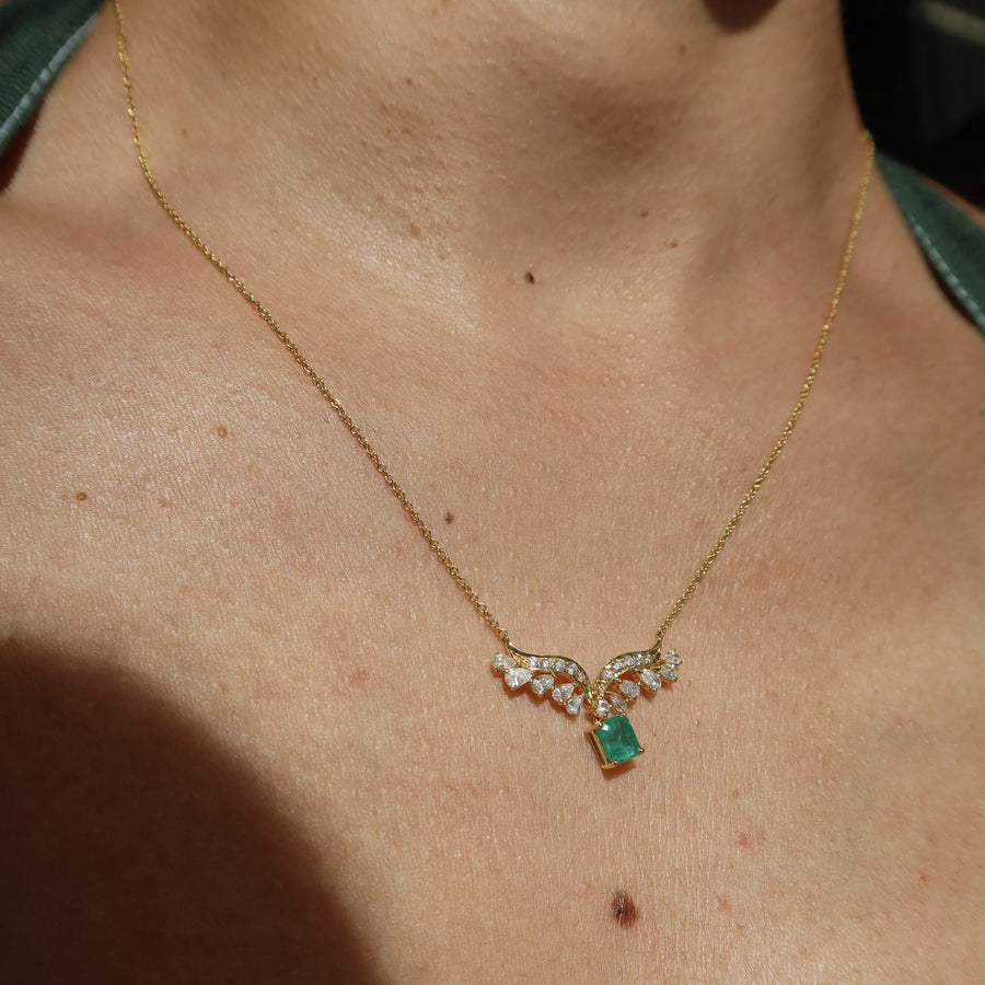 Holly Emerald Necklace - Psylish