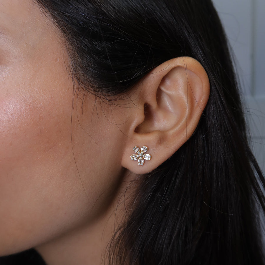 Izzy Fleur Diamond Stud Earrings