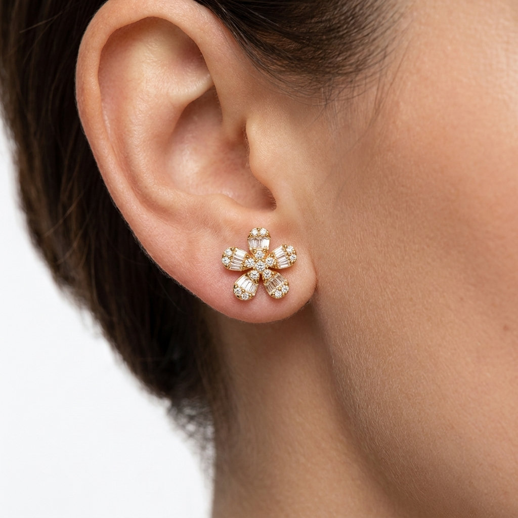 Izzy Fleur Diamond Stud Earrings - Psylish