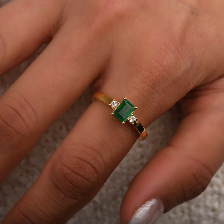 Lilo Emerald Ring - Psylish