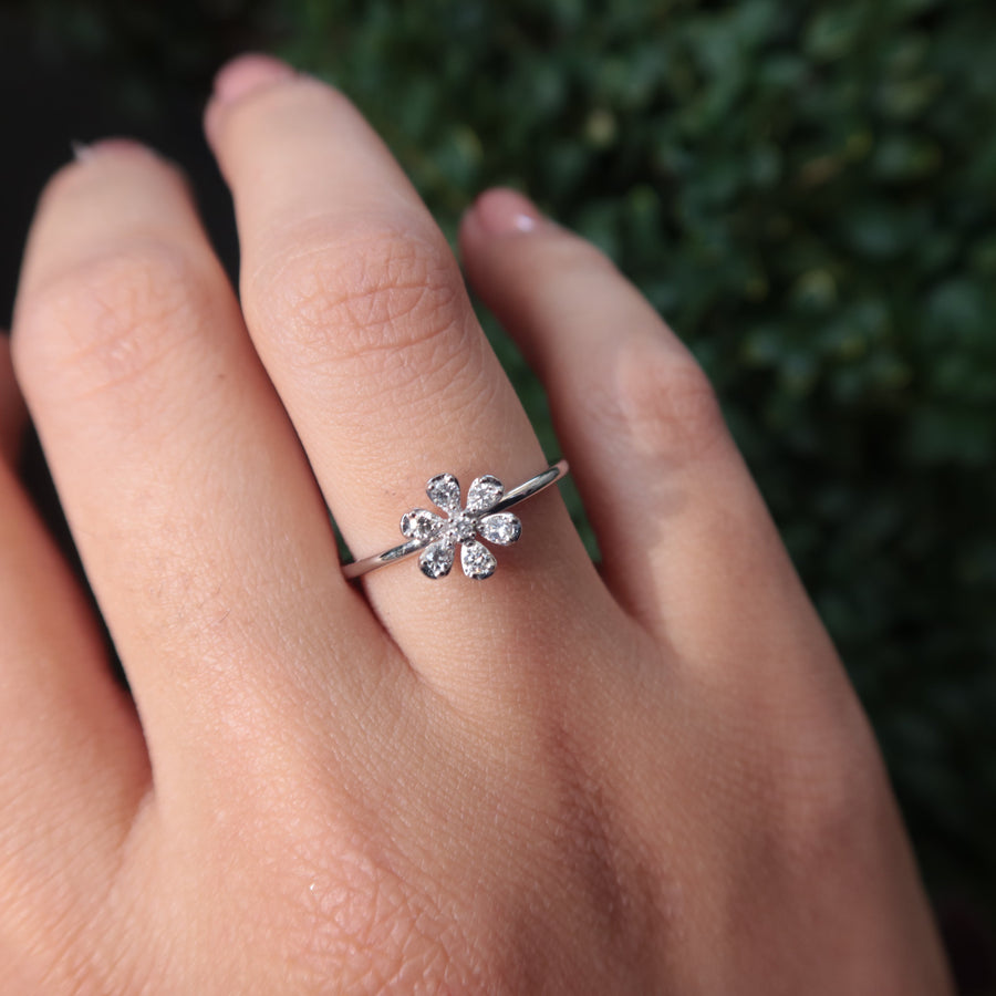 Lily Diamond Ring - Psylish