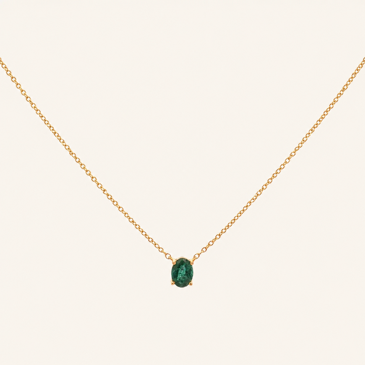 Oval Emerald Necklace - Psylish