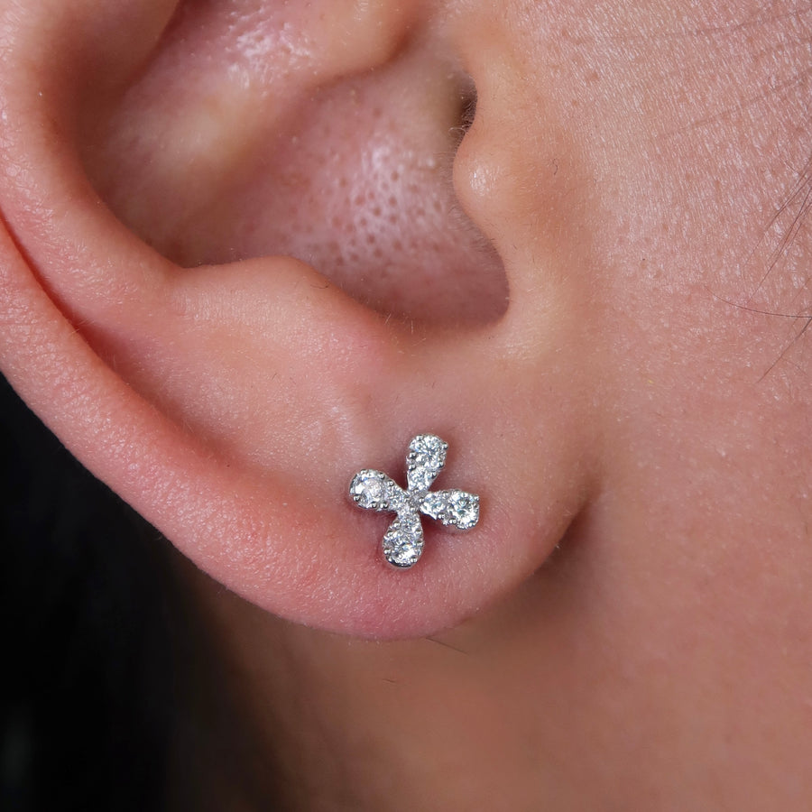 Freya Fleur Diamond Stud Earrings - Psylish