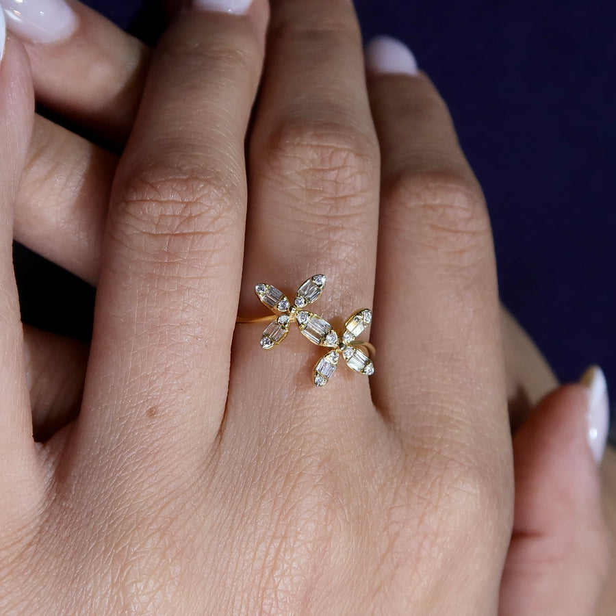 Chloris Diamond Ring
