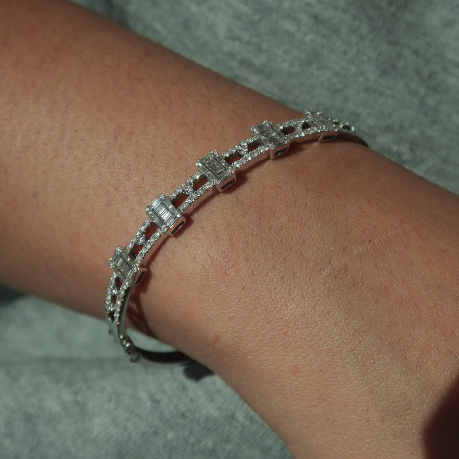 Avyn Diamond Bracelet - Psylish