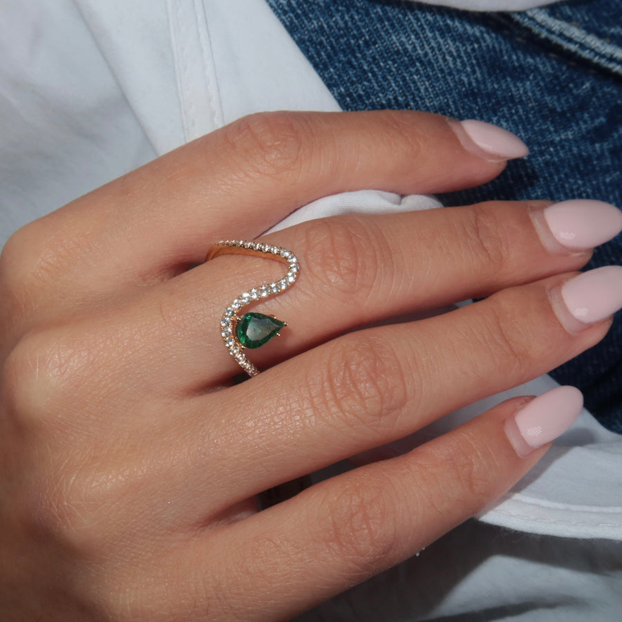 Feyre Emerald Ring - Psylish