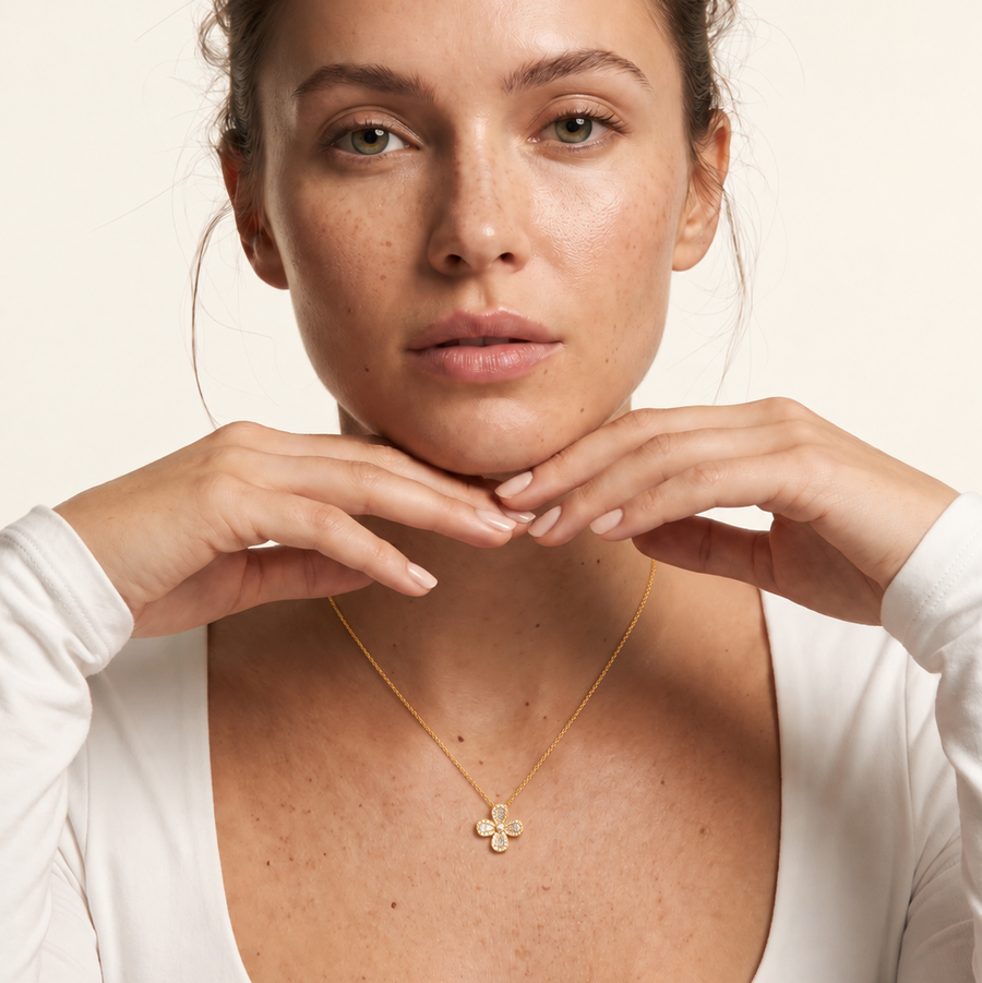 Fiorel Diamond Necklace in Yellow Gold