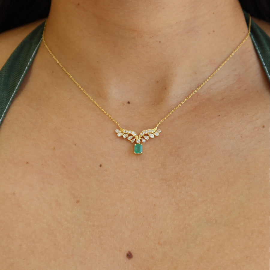 Holly Emerald Necklace - Psylish