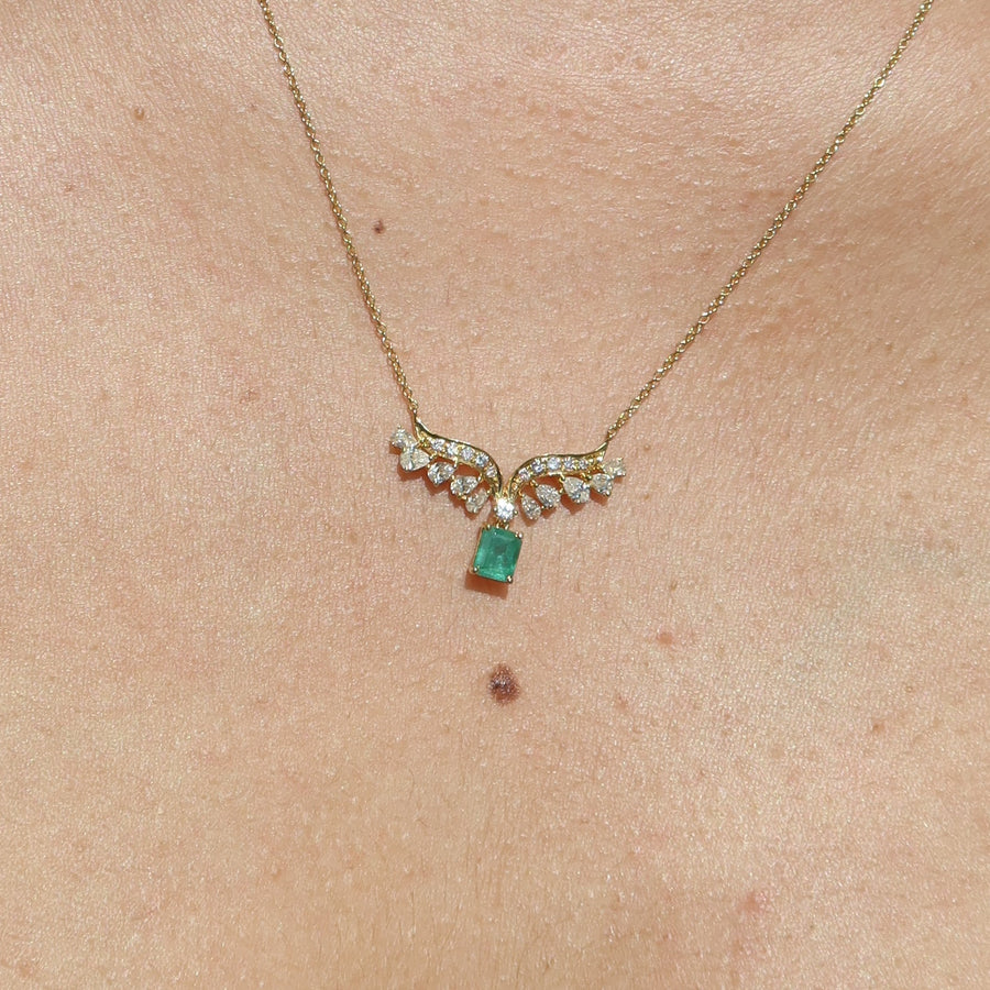 Holly Emerald Necklace - Psylish