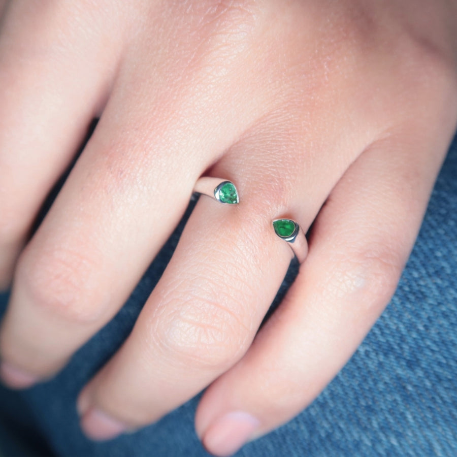 Isa Emerald Ring - Psylish
