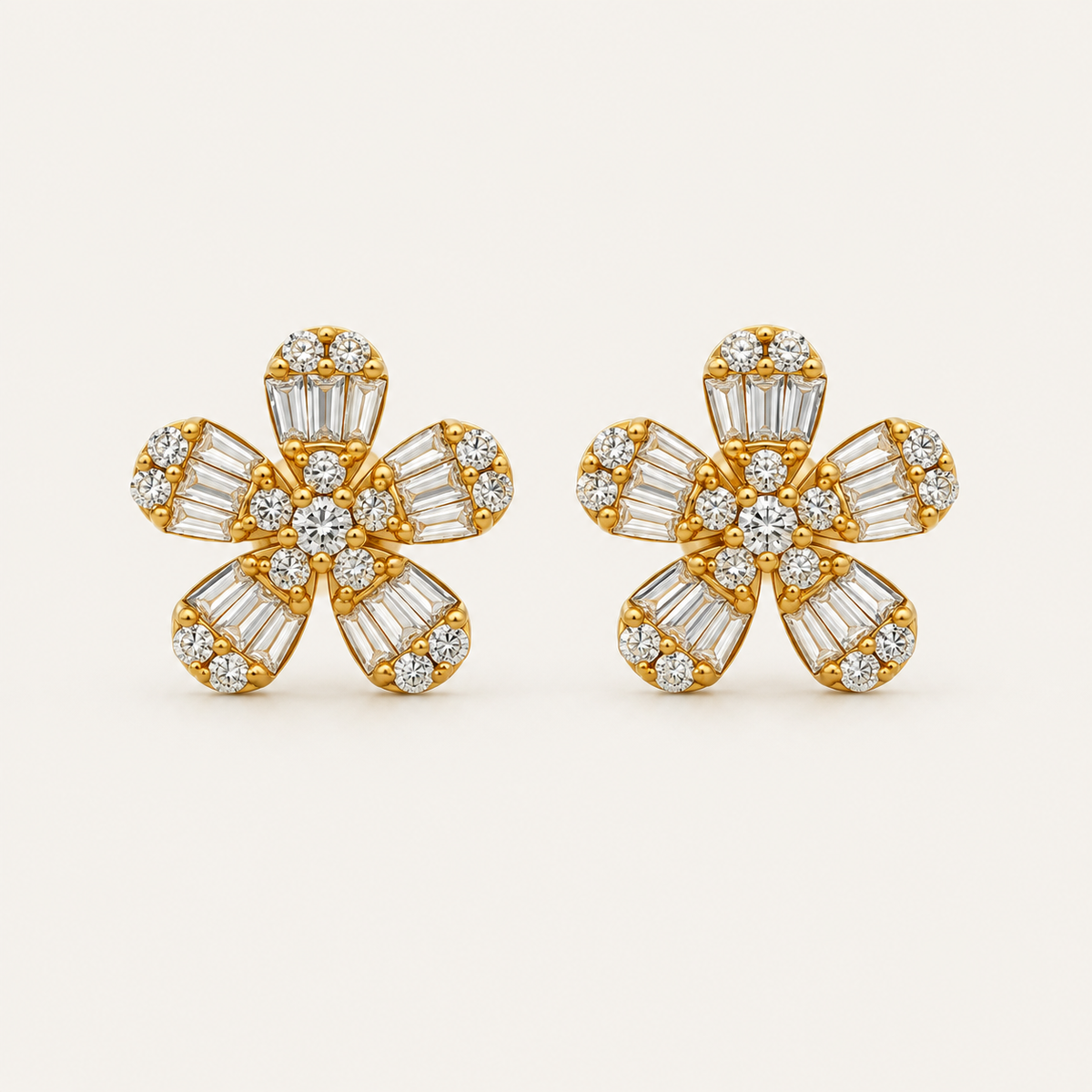 Izzy Fleur Diamond Stud Earrings - Psylish