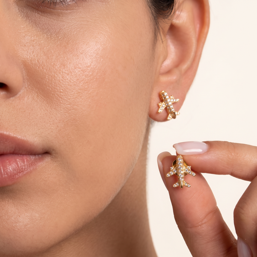 Jetsetter White Sapphire Stud Earrings Yellow Gold