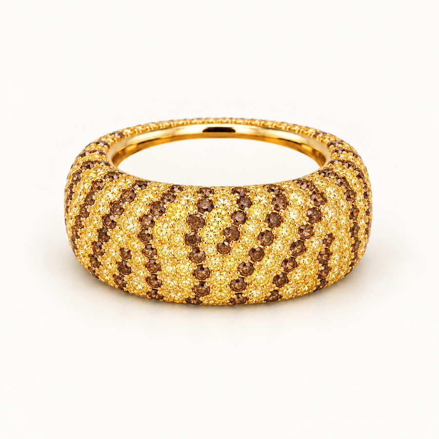 Wild animal-print Oura Ring cap in yellow gold with black and white pavé