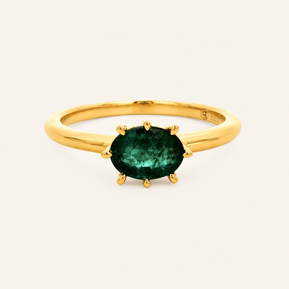 Oval Emerald Ring - Psylish