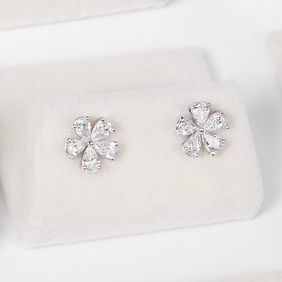 Anne Fleur Diamond Earrings - Psylish